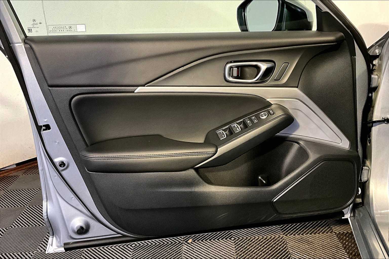 2025 Acura Integra Base photo 20