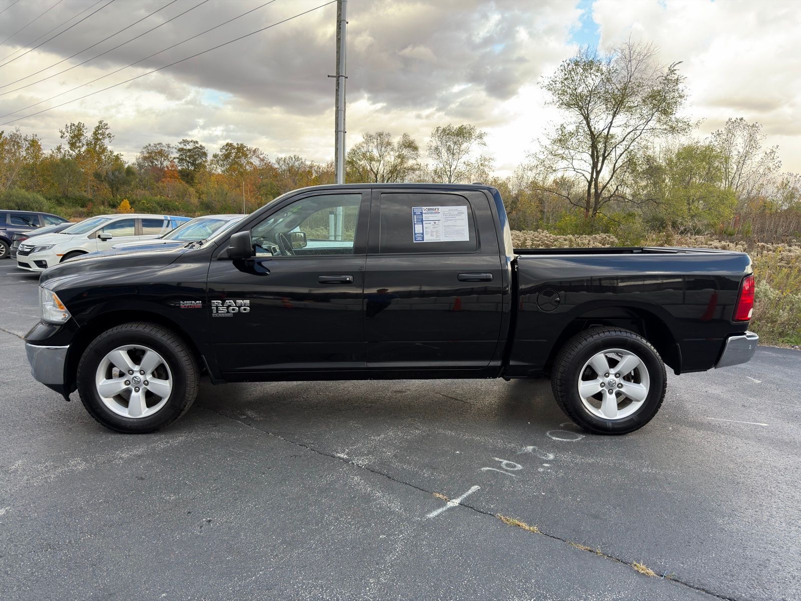 2023 Ram 1500 Classic SLT photo 3