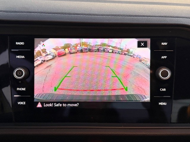 2023 Volkswagen Jetta 1.5T SEL photo 35