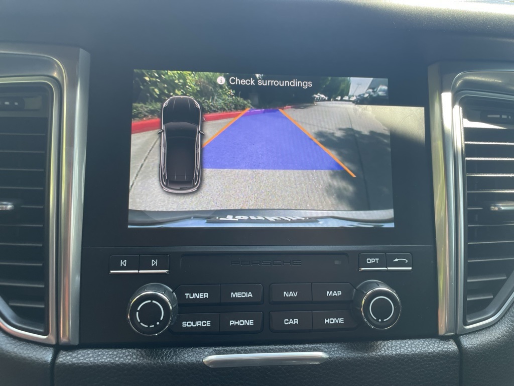 2018 Porsche Macan Turbo photo 15