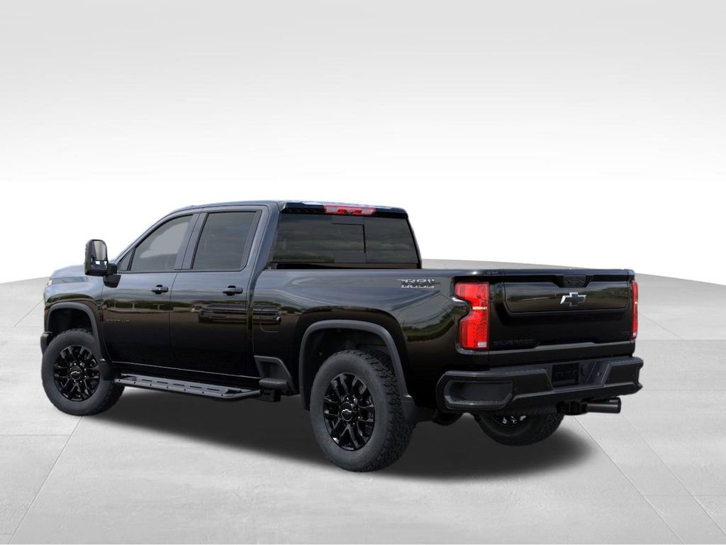 2025 Chevrolet Silverado 2500HD LTZ photo 3
