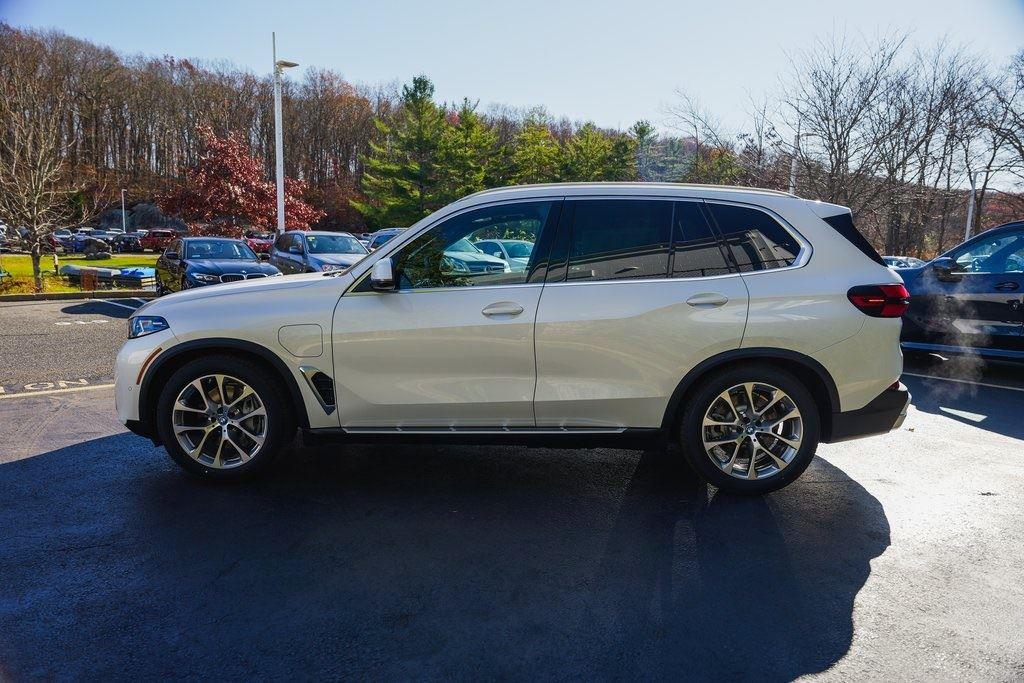 New 2025 Mineral White Metallic BMW xDrive50e image 5