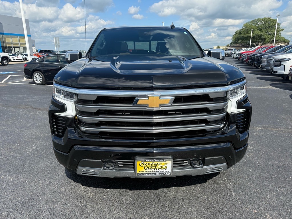 2024 Chevrolet Silverado 1500 High Country photo 7