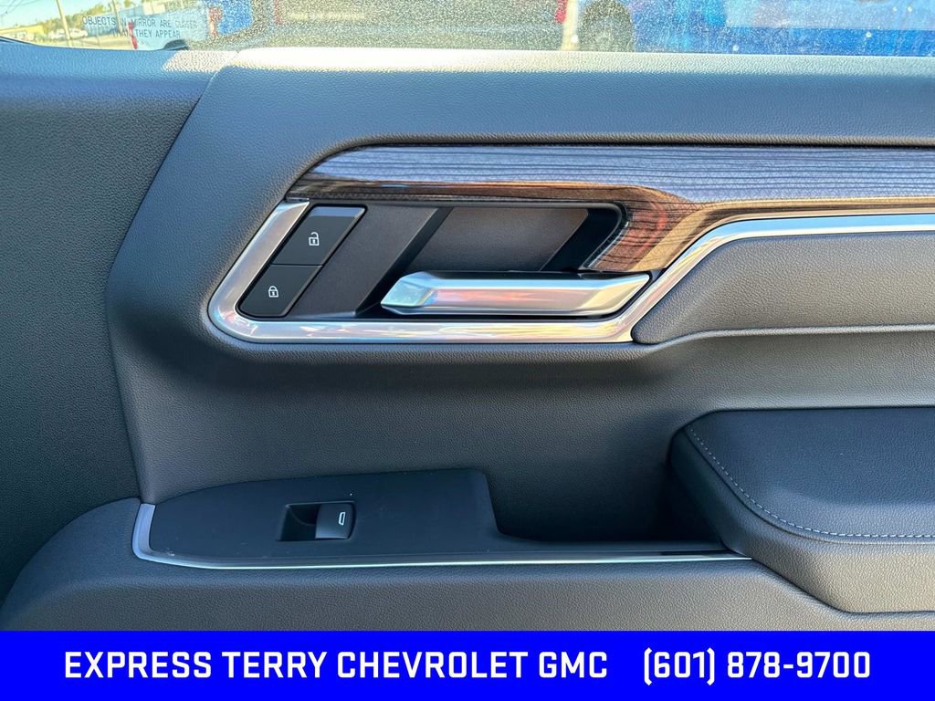 2025 Chevrolet Silverado 1500 RST photo 25