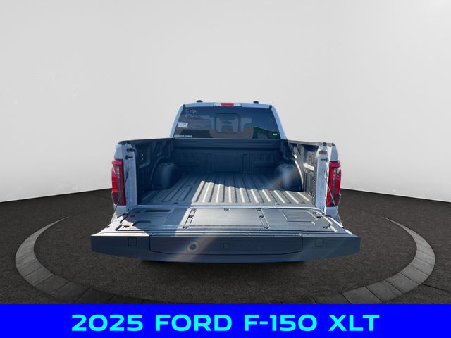 2025 Ford F-150 XLT photo 3