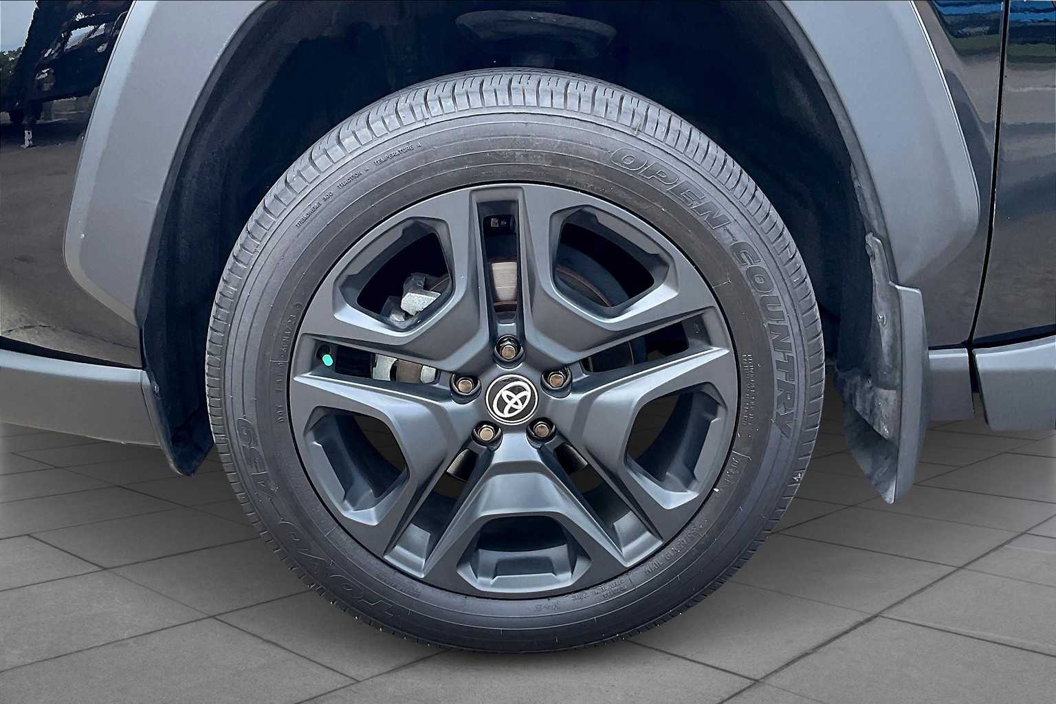 2024 Toyota RAV4 Adventure photo 3