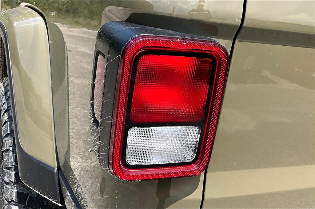 2025 Jeep Gladiator Texas Trail photo 13