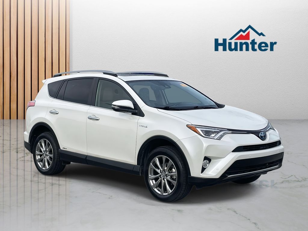 2017 Toyota RAV4 Limited's photo