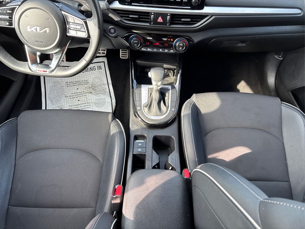 2024 Kia Forte GT-Line photo 19