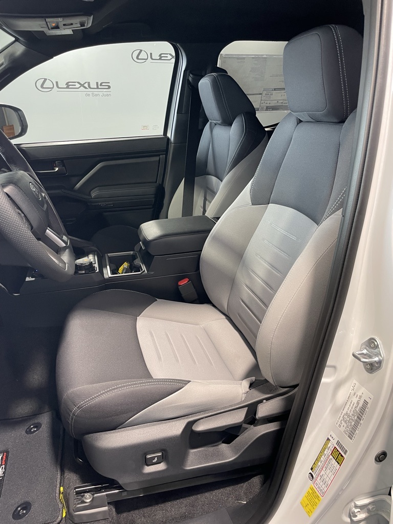 2025 Toyota Tacoma photo 23