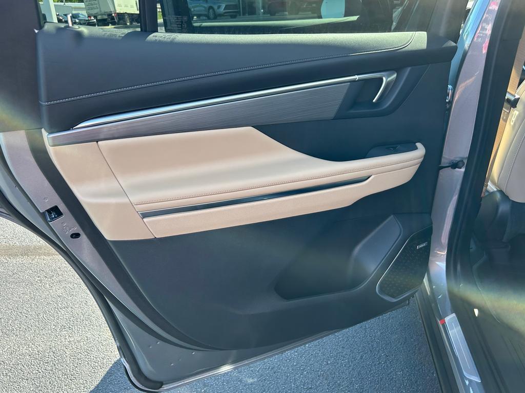 2026 Buick Enclave Preferred photo 6