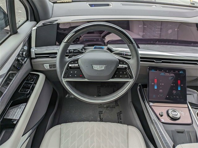 2025 Cadillac Escalade IQ Luxury photo 16