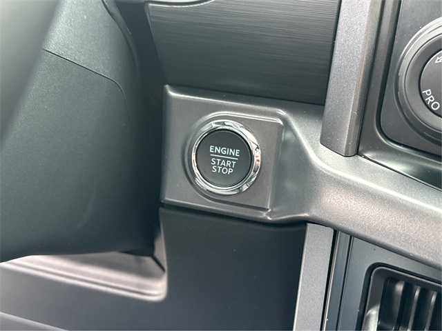 2025 Ford F-150 XLT photo 32