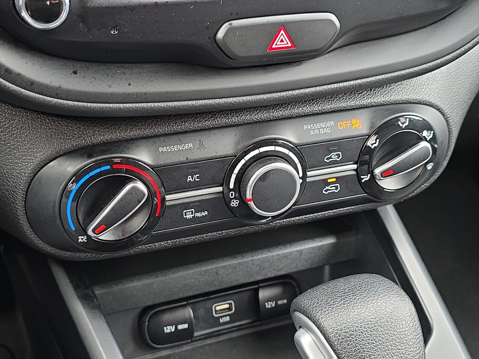 2023 Kia Soul LX photo 17