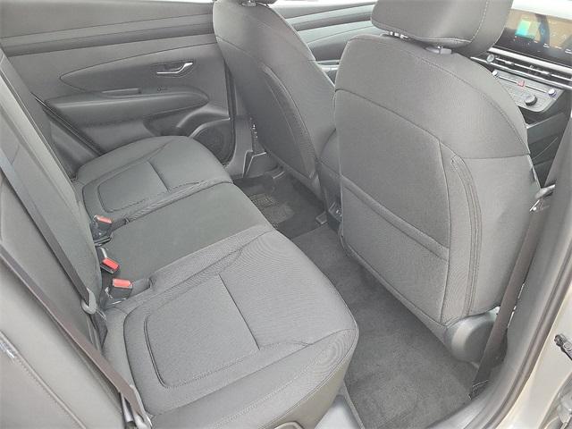 2025 Hyundai Tucson SE photo 19
