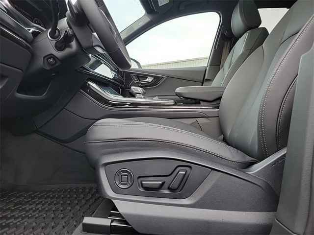 2025 Audi Q7 Premium Plus 55 photo 12