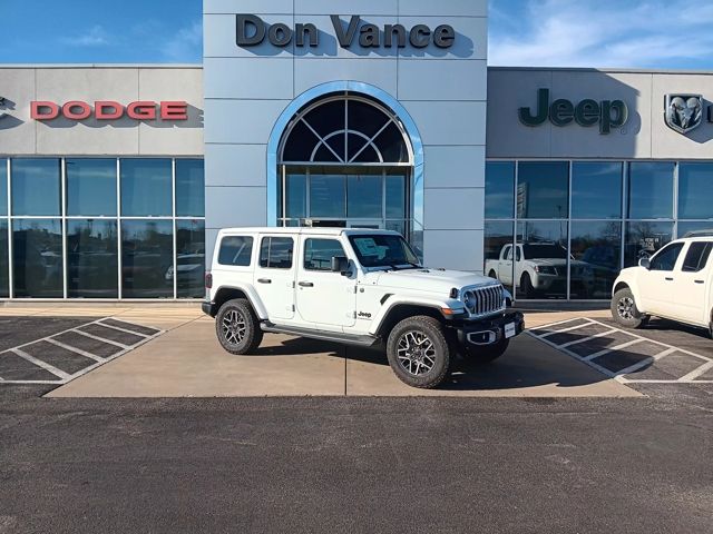 2026 Jeep Wrangler 4-Door Sahara's photo