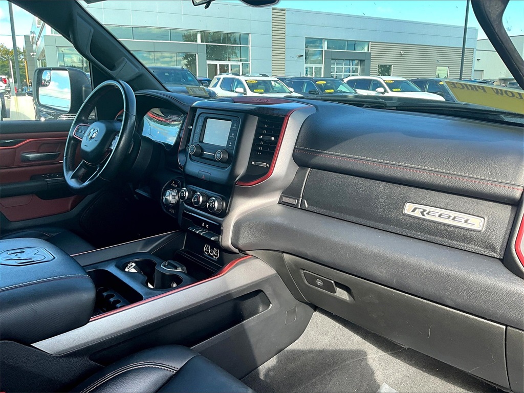 2019 Ram 1500 Rebel photo 14
