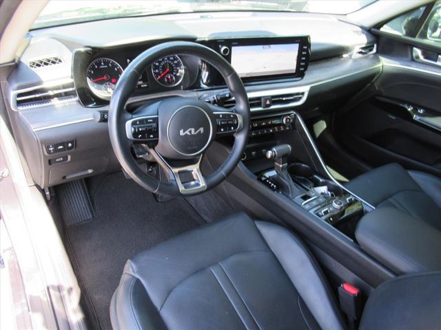 2022 Kia K5 EX photo 14