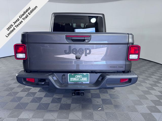 2025 Jeep Gladiator Sport Texas Trail photo 4