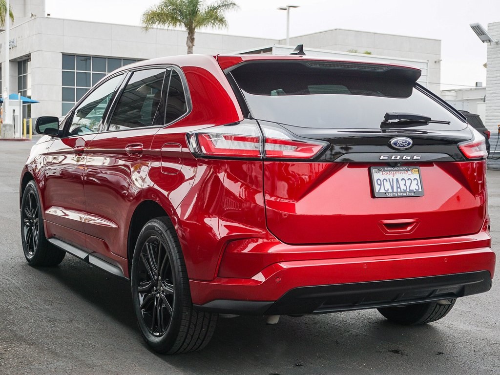 2022 Ford Edge ST photo 6