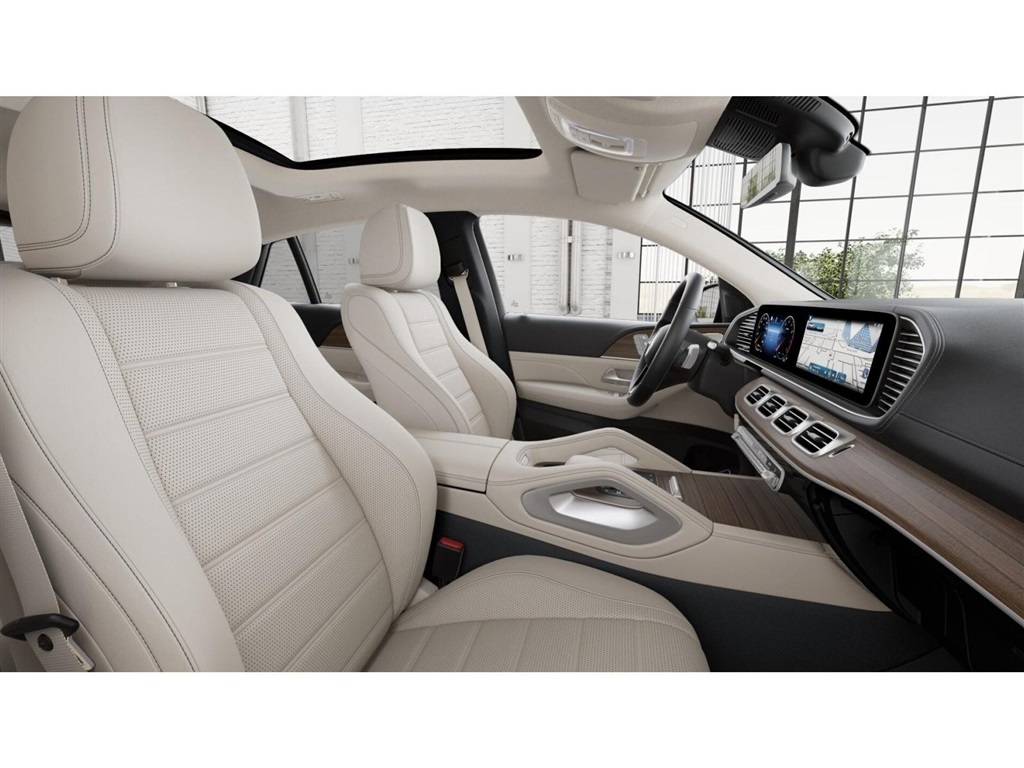 2025 Mercedes Benz GLE 450 4MATIC photo 4