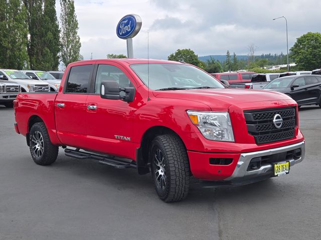 2021 Nissan Titan SV photo 3