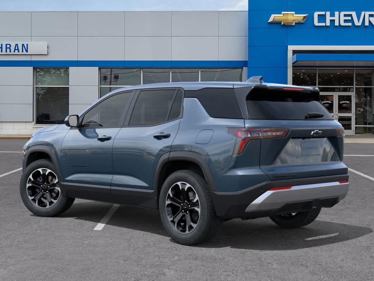 2026 Chevrolet Equinox LT photo 2