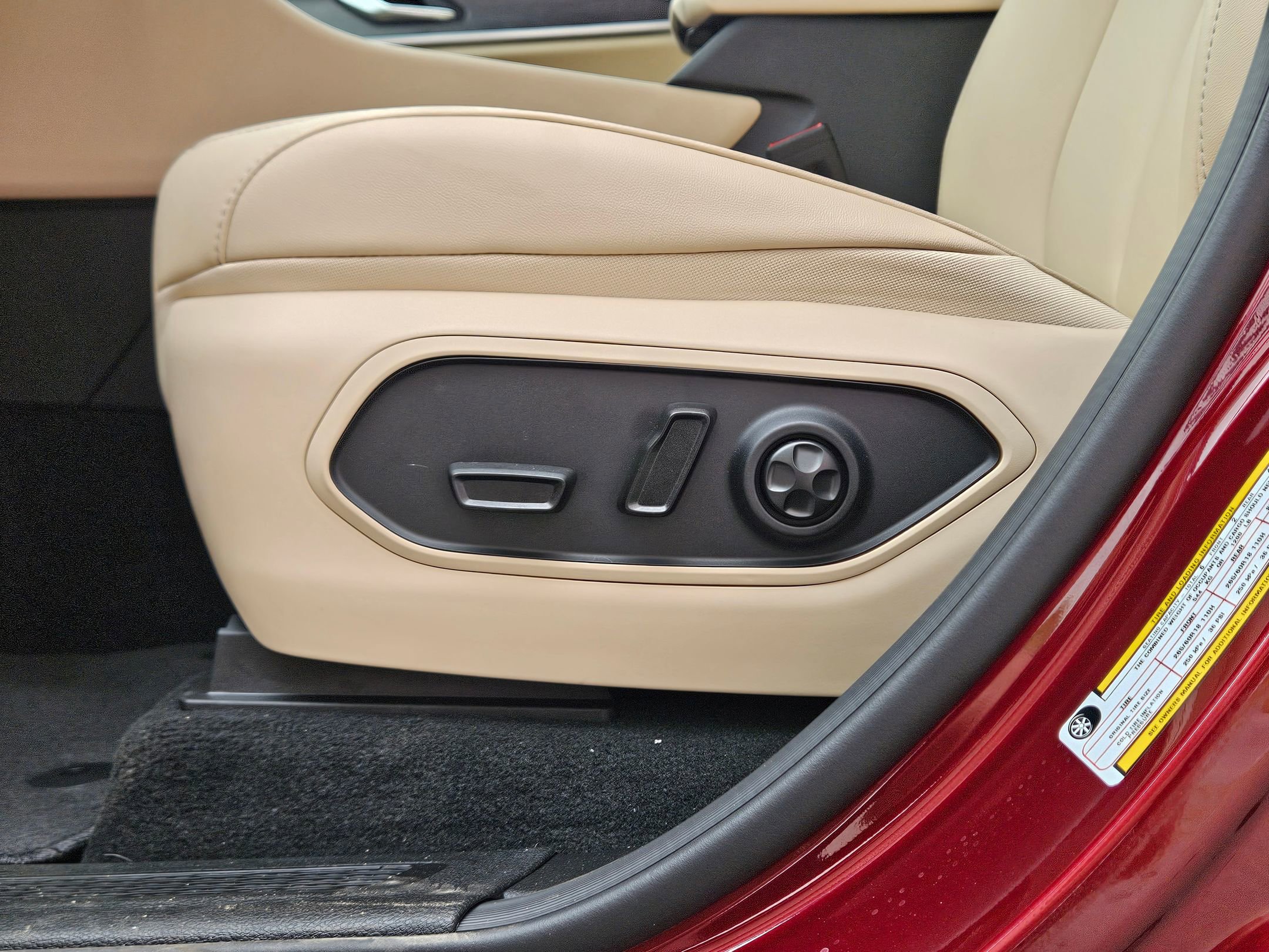 2025 Jeep Grand Cherokee Limited photo 18