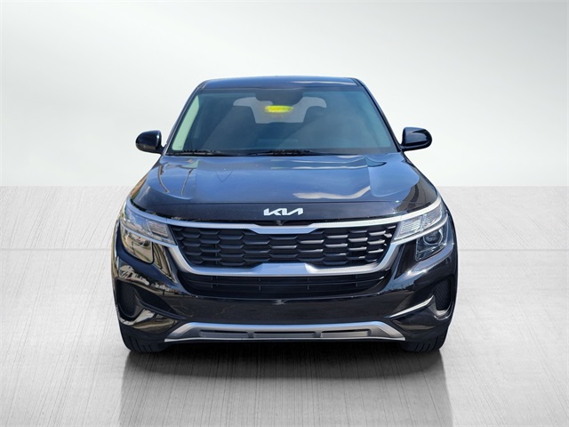 2023 Kia Seltos LX photo 9