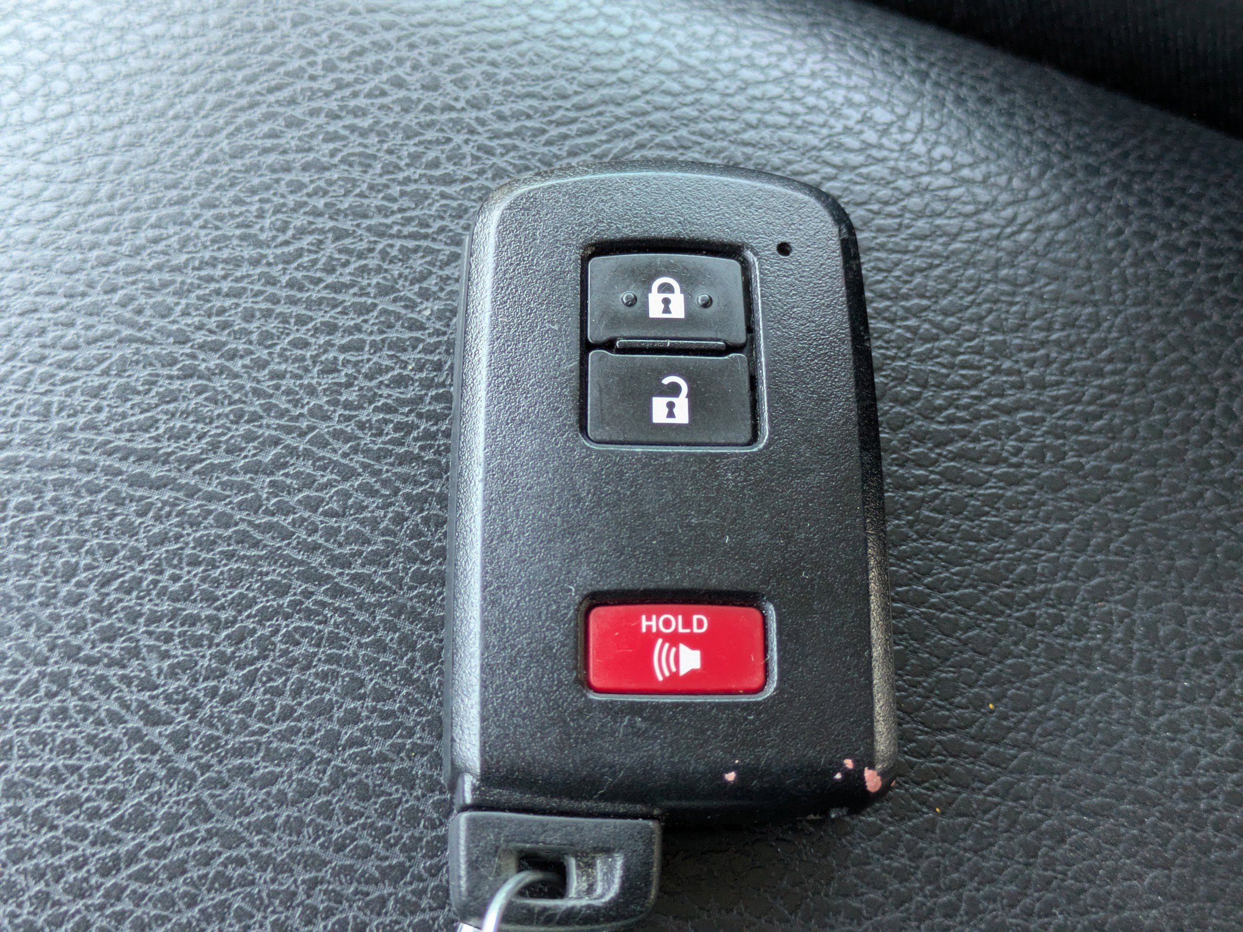 2018 Toyota RAV4 XLE photo 30