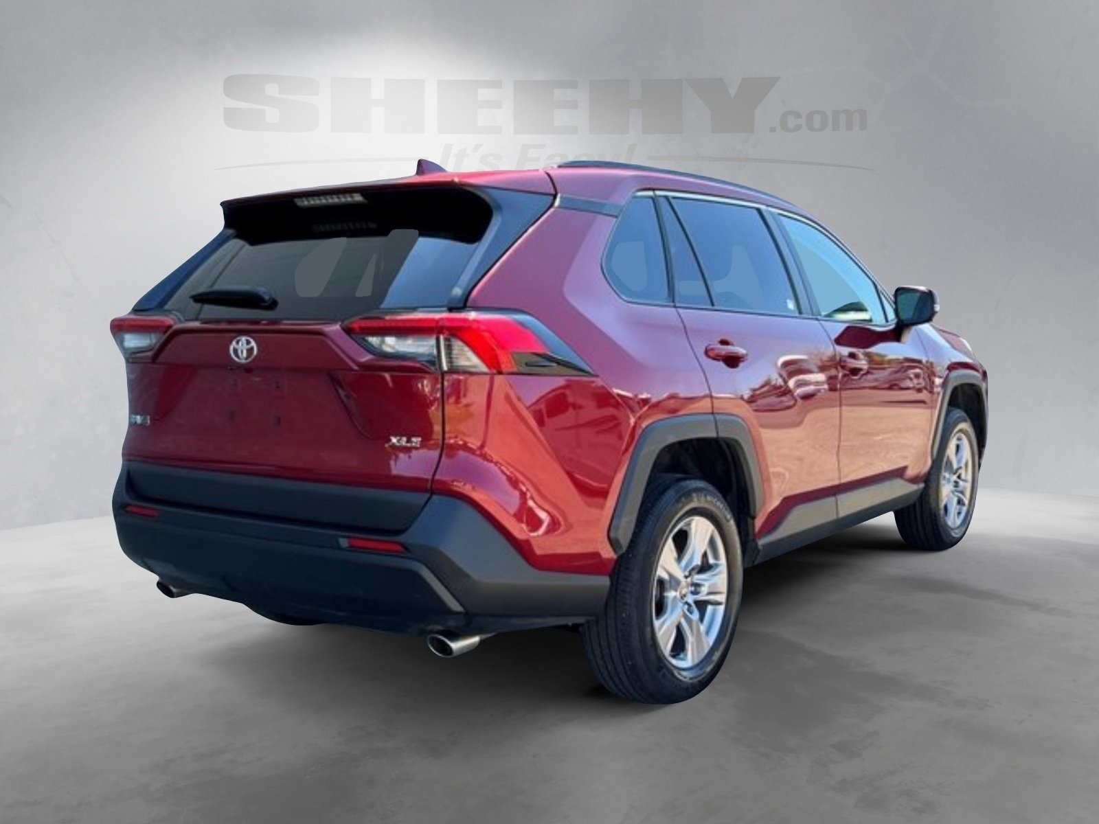 2023 Toyota RAV4 XLE photo 9