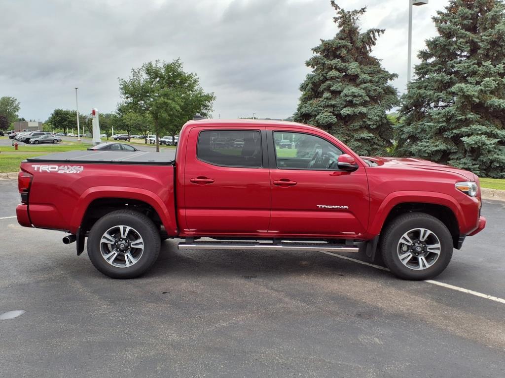 Used 2018 Toyota Tacoma TRD Sport with VIN 3TMCZ5AN9JM163349 for sale in Burnsville, Minnesota