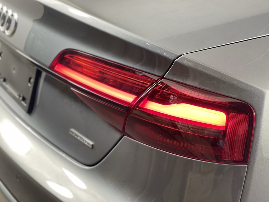 2017 Audi A8 L 3.0T Quattro photo 10