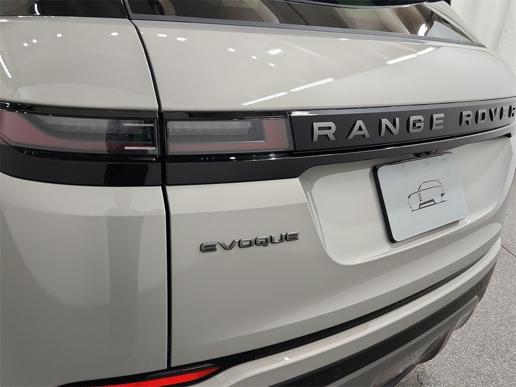 2026 Land Rover Range Rover Evoque S photo 30