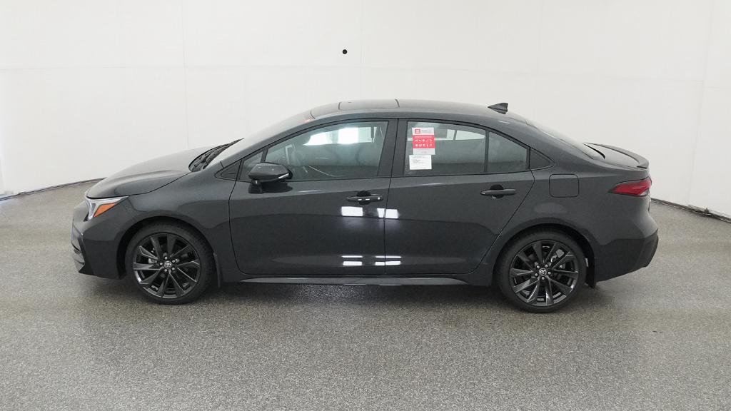 2025 Toyota Corolla XSE photo 8