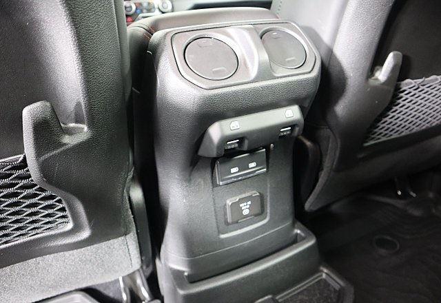 2025 Jeep Wrangler Rubicon X photo 19