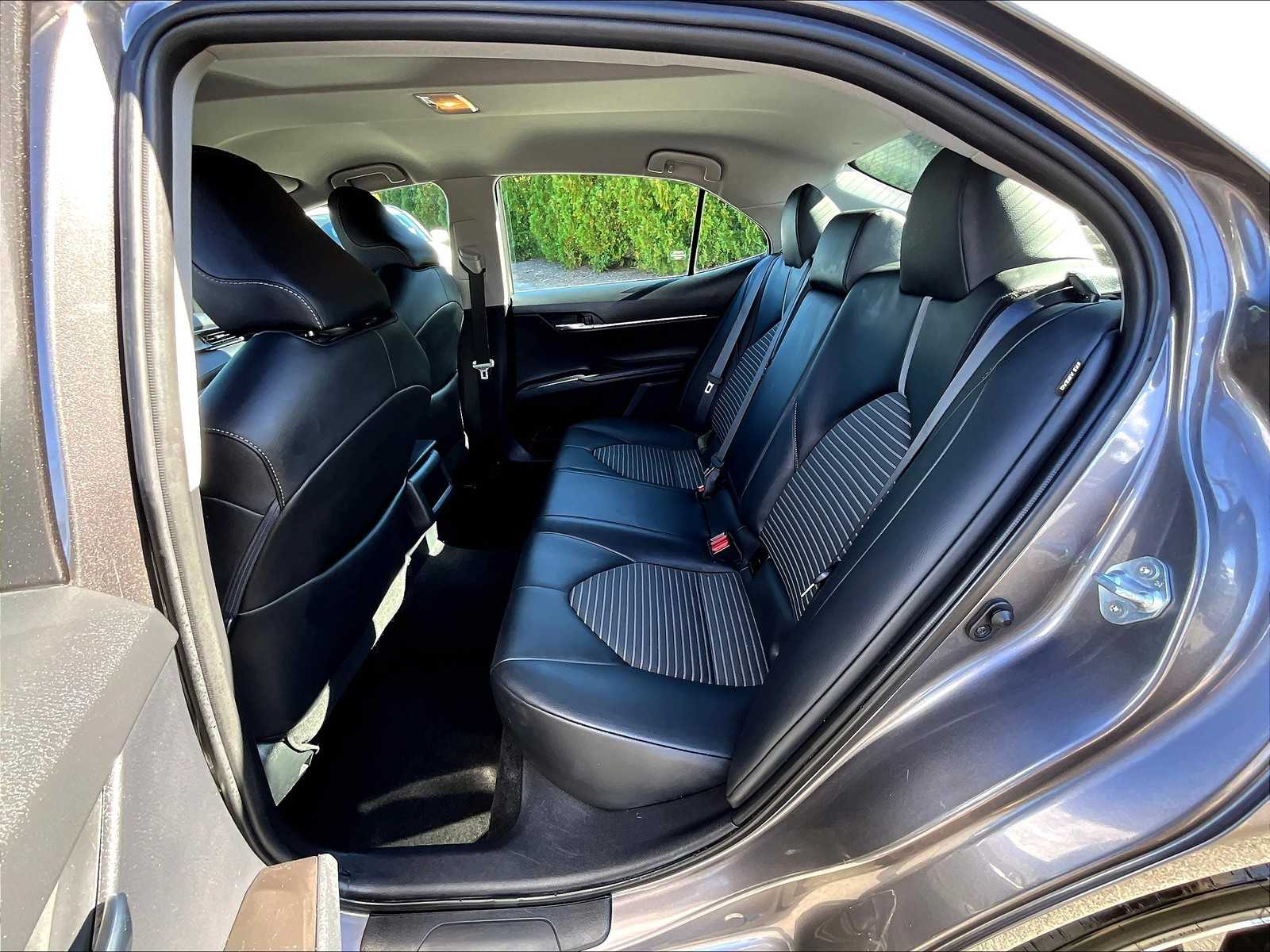 2023 Toyota Camry SE photo 15