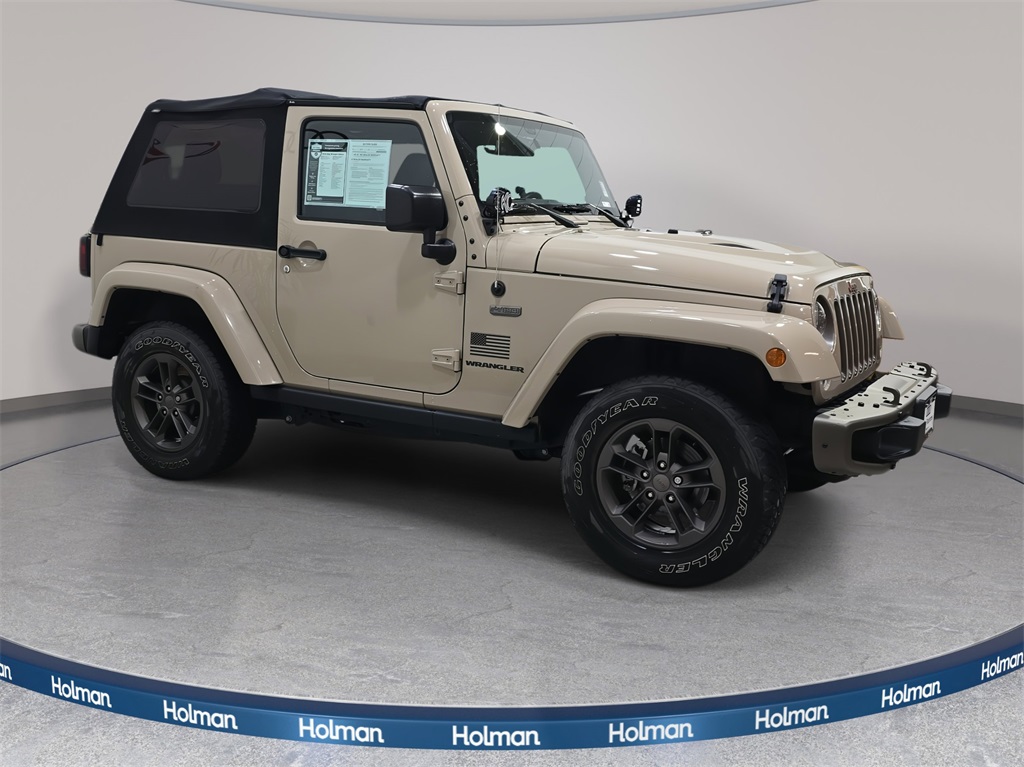 2016 Jeep Wrangler Sahara photo 4