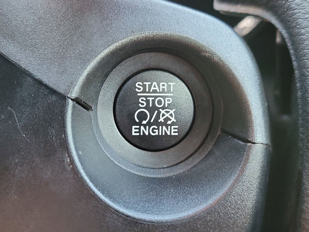2021 Jeep Compass Limited photo 16