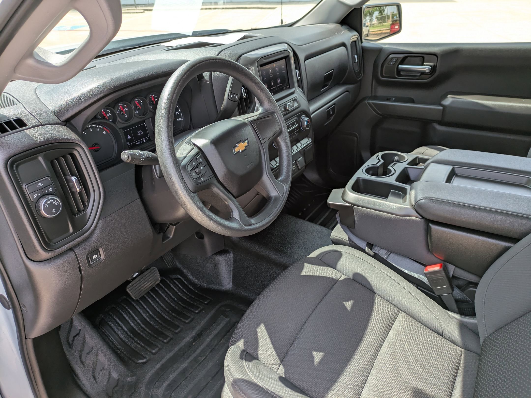 2024 Chevrolet Silverado 1500 Work Truck photo 10