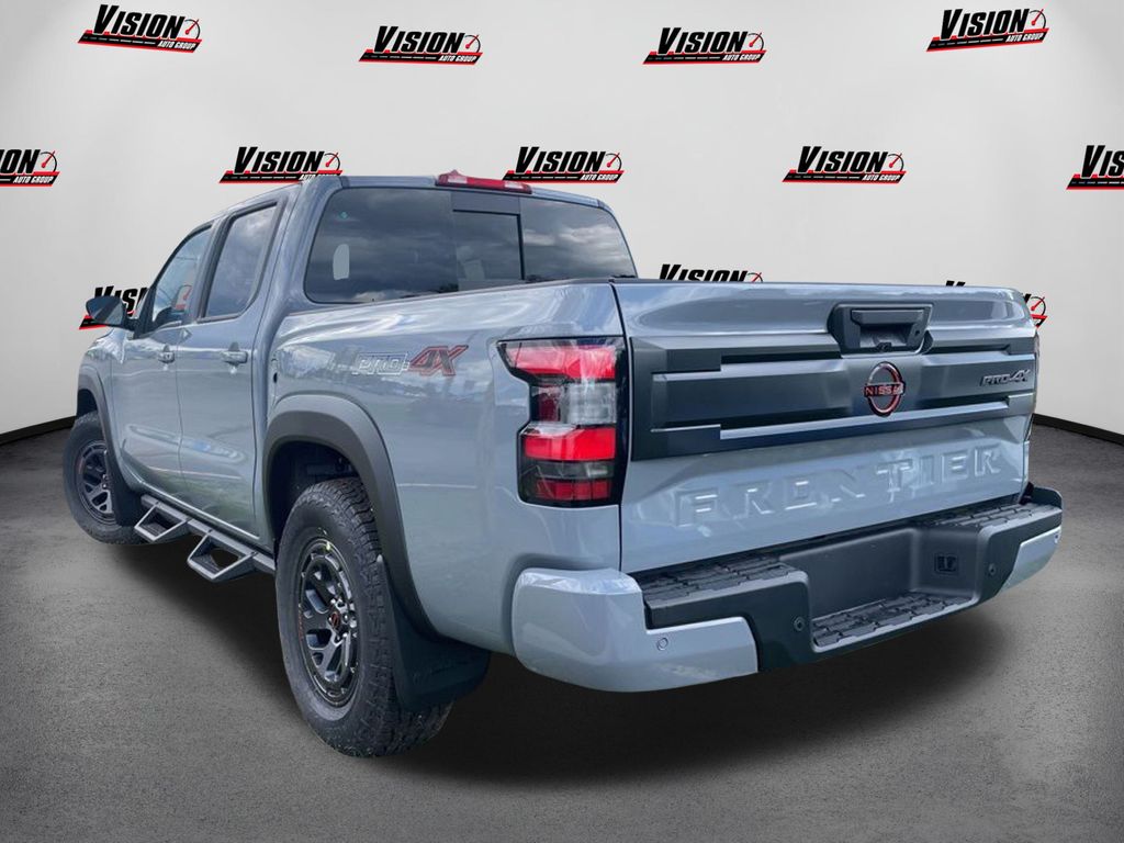 2025 Nissan Frontier PRO-4X photo 3