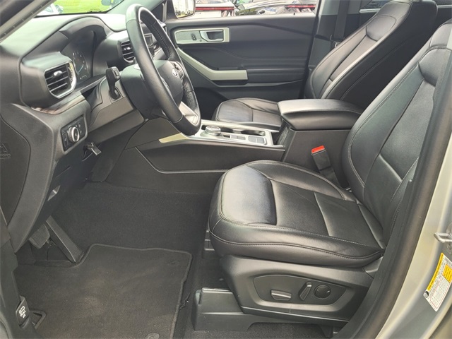 2024 Ford Explorer Limited photo 4