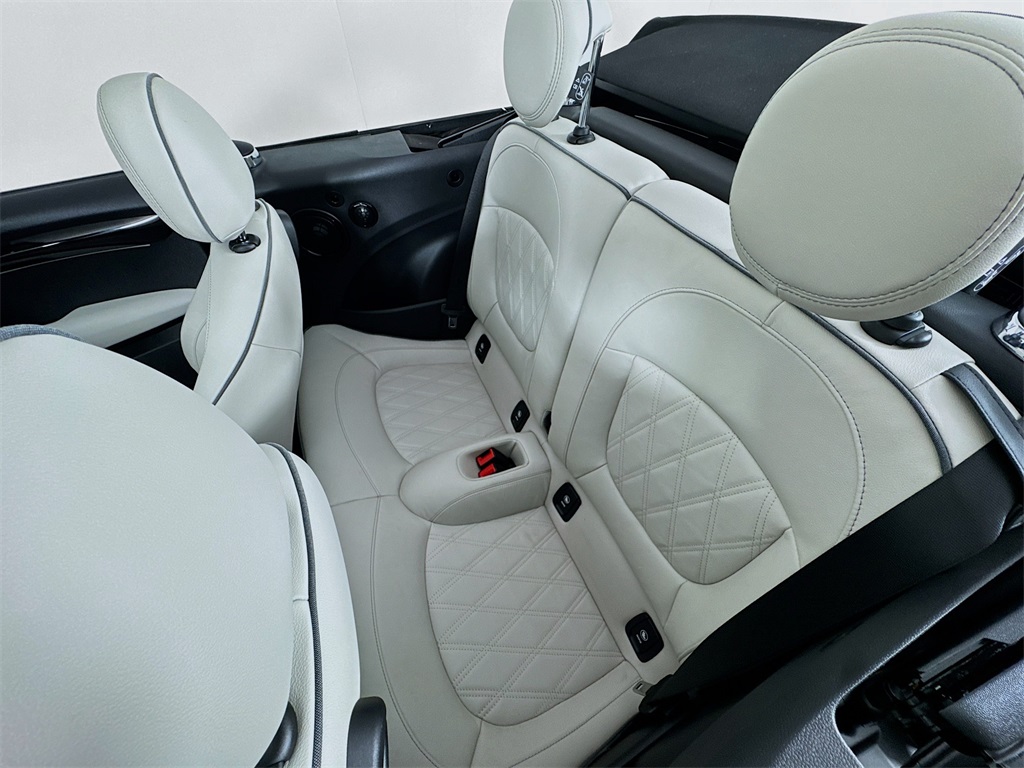 2023 Mini Cooper Convertible S photo 24