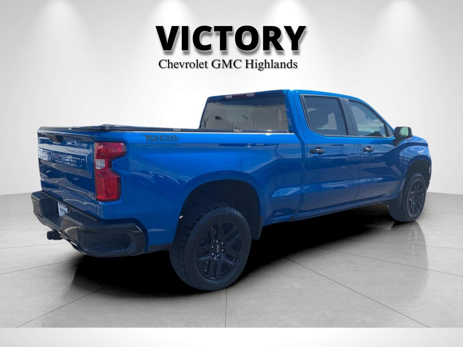 2022 Chevrolet Silverado 1500 LT Trail Boss photo 3