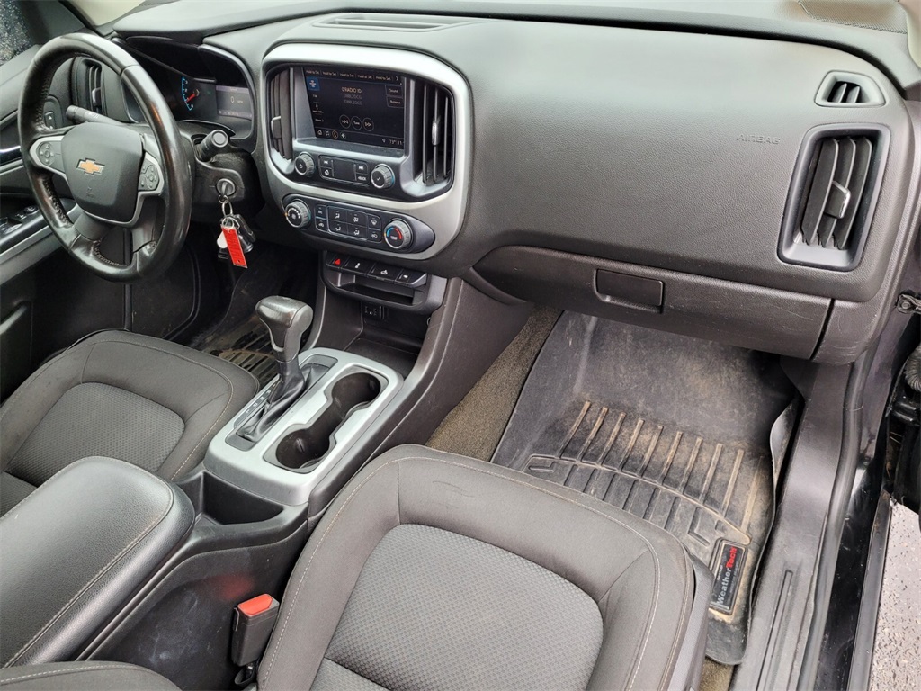 2019 Chevrolet Colorado LT photo 16