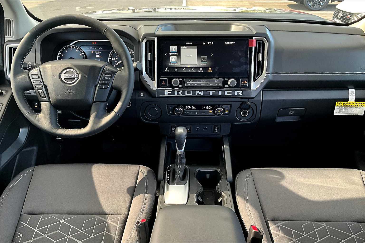 2025 Nissan Frontier SV photo 5