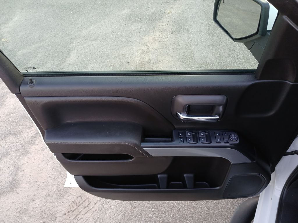 2018 Chevrolet Silverado 1500 LT photo 20