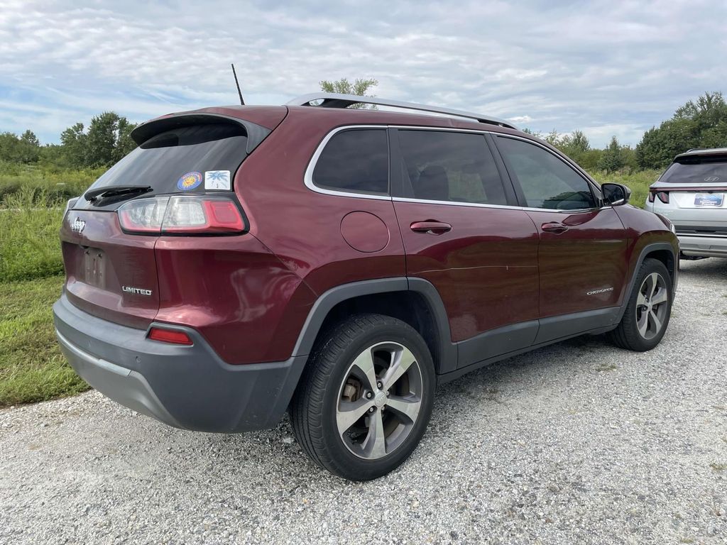 2019 Jeep Cherokee Limited photo 4
