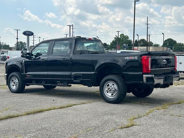 2026 Ford F-350 XL photo 7